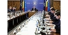 Executivul a aprobat modificarea Legii privind azilul în România / Modificările permit suspendarea urmăririi penale, respectiv a judecăţii pe perioada derulării procedurii de azil