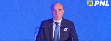 Rareş Bogdan, întrebat despre o eventuală remaniere a ministrului Apărării: Nu ştiu care a fost discuţia domniei sale cu preşedintele României şi cu premierul, eu sunt un biet europarlamentar care se bate astăzi pentru Schengen