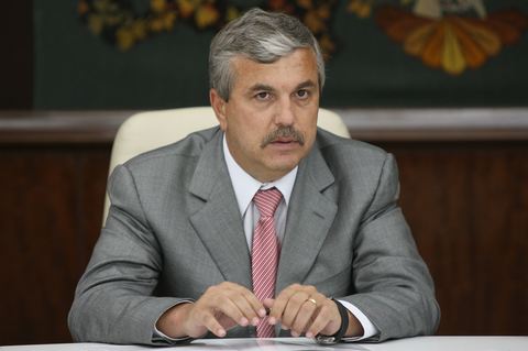 Dan Nica, şeful delegaţiei PSD din PE, i-a scris preşedintei Parlamentului European şi o critică pentru faptul că nu l-a sancţionat pe eurodeputatul care a comparat România cu Vestul Sălbatic