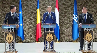 Ciucă: Rămâne să rezolvăm şi să clarificăm în plan bilateral cu Olanda aspectele necesare, astfel încât să putem să convingem că într-adevăr avem îndeplinite condiţiile pentru a fi primiţi în spaţiul Schengen / Ce le-a spus europarlamentarilor români