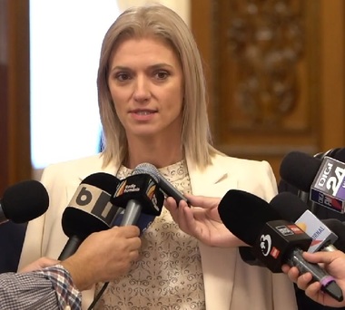 Gorghiu, întrebată despre faptul că PSD nu exclude ruperea coaliţiei: Colegii noştri au beneficiat de respectul instituţional al PNL. Ne dorim continuare acestei coaliţii în termeni de respect, de cooperare loială între cele trei partide