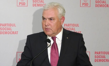 Tîlvăr, întrebat despre faptul că tatăl său a lucrat în fosta Securitate: Mi-aş dori foarte mult să trăiesc într-o ţară în care dosarele de cadre să fie mai puţin importante decât activitatea fiecăruia