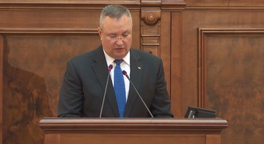 Nicolae Ciucă:  Nu putem vorbi despre democraţia zilelor noastre fără participarea la luarea deciziilor a mamelor, soţiilor şi fiicelor noastre! Una din soluţiile concrete poate fi introducerea, cel puţin temporară, a cotelor de gen