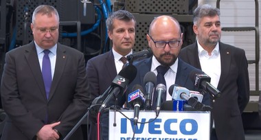 Nicolae Ciucă, la fabrica IVECO din Dâmboviţa: Ne dorim foarte mult să relansăm industria de apărare, iar proiecte de genul IVECO să poată să cuprindă şi celelalte nevoi de dotare şi înzestrare a Armatei Române