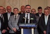 AUR: După ce a vânturat diferite procente în spaţiul public, coaliţia de guvernare nu a rezolvat nici până acum tema pensiilor