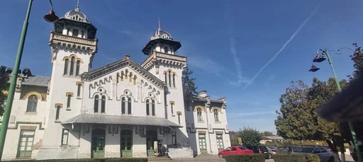 Preşedintele Klaus Iohannis a promulgat legea care prevede amplasarea pe monumente a unui cod QR care, odată scanat, va redirecţiona utilizatorul către o pagină de Internet administrată de Ministerul Culturii