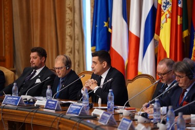 AUR a organizat o conferinţă internaţională intitulată „Acea Europă în care credem”, la Palatul Parlamentului / George Simion: Ce vedem ameninţată azi: suveranitatea naţională!
