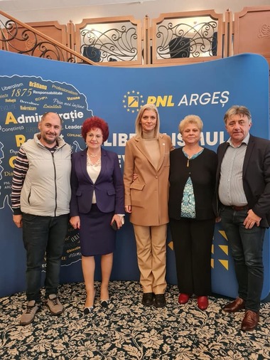 Alina Gorghiu: Vă garantez că PNL, cu premier liberal, de la 1 ianuarie va creşte pensiile, vom merge spre 15% / Când mai auziţi despre majorări diferenţiate, nu vrea acea persoană să crească în realitate pensiile, pentru că este neconstituţional