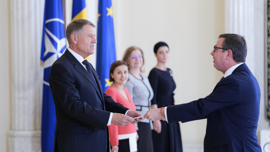 Preşedintele Klaus Iohannis l-a primit la Cotroceni pe ambasadorul Spaniei la Bucureşti, cu ocazia prezentării scrisorilor de acreditare