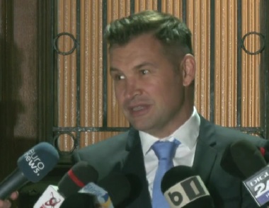 Stroe: Va exista o OUG care va prelungi programul celor 50 de euro alocaţi bilunar, pe zona de alimente, şi pentru anul 2023 / Va fi aprobat şi un program care prevede ajutoare pe zona energiei, de 700 lei pentru sezonul rece