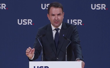Cătălin Drulă: Acestei guvernări nu îi pasă de oameni / Celor de la PSD şi PNL le pasă doar de ei / România este sufocată între un mamut corupt şi birocratic şi un băiat de la galerie care se închipuie lider extremist