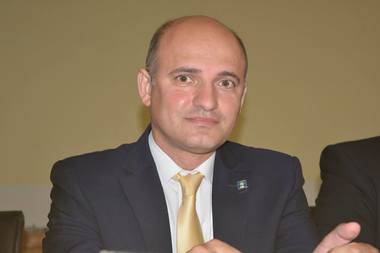 Deputat PNL, despre scenariul ieşirii PNL de la guvernare, pe fondul tensiunilor din coaliţie: Este o opţiune / Membrii acestei coaliţii să ţină puţin săbiile în teacă şi discuţiile mai contondente să fie purtate în spatele uşilor închise