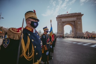 Guvernul a aprobat numărul de militari străini care vor participa la parada de Ziua Naţională