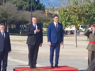 Nicolae Ciucă, întâmpinat de premierul spaniol Pedro Sanchez la Castellón de la Plana / Şeful Executivului, alături de mai mulţi miniştri, participă la prima şedinţă comună a Guvernelor României şi Regatului Spaniei - VIDEO