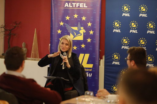 Gorghiu afirmă că liberalii vor face toate demersurile pentru introducerea dreptului de vot de la 16 ani: Doar PNL va lupta pentru ca acest proiect să fie adoptat. PSD nu doreşte să treacă acest proiect, din simplu motiv că tinerii nu votează PSD