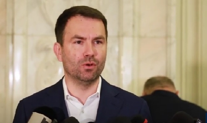 Cătălin Drulă: Mâine vom solicita în Parlament revocarea lui Bădălău din funcţia de la Curtea de Conturi. Oare social-democratul cu pretenţii europene Marcel Ciolacu va face tot joc de glezne şi îl va proteja ca pe Arsene de la Neamţ şi atâţia alţii?