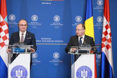 UPDATE - Bogdan Aurescu, întâlnire cu ministrul afacerilor externe din Croaţia: Atât România cât şi Croaţia sunt pregătite pentru aderarea la Schengen şi sunt parte a soluţiei de care are nevoie UE în gestionarea fluxurilor migratorii - VIDEO