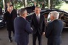 UPDATE - Secretarul general al NATO, Jens Stoltenberg, primit la Palatul Victoria de premierul Nicolae Ciucă - VIDEO