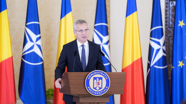 UPDATE - Stoltenberg, la Bucureşti: Suntem în cea mai mare criză de securitate dintr-o generaţie întreagă / NATO se află aici şi vom face tot pentru a apăra toţi aliaţii / V-aţi dovedit o gazdă generoasă pentru un număr uriaş de refugiaţi - VIDEO