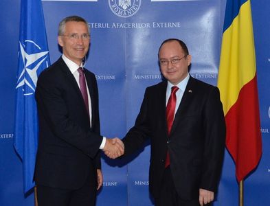 Bogdan Aurescu, întâlnire cu secretarul general al NATO înaintea începerii reuniunii miniştrilor afacerilor externe din statele membre ale NATO – Cei doi au abordat priorităţile pentru reuniunea aliată care va debuta marţi  