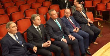Secretarul de stat al SUA, Antony Blinken: Este minunat să mă întorc din nou la Bucureşti. Am fost aici când preşedintele Clinton şi preşedintele Constantinescu au anunţat lansarea acestui parteneriat strategic