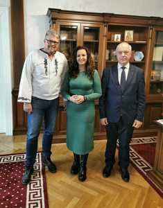 Deputatul PSD Natalia Intotero anunţă că europarlamentarul Guido Reil, care a comparat România cu Vestul Sălbatic, a ajuns în România