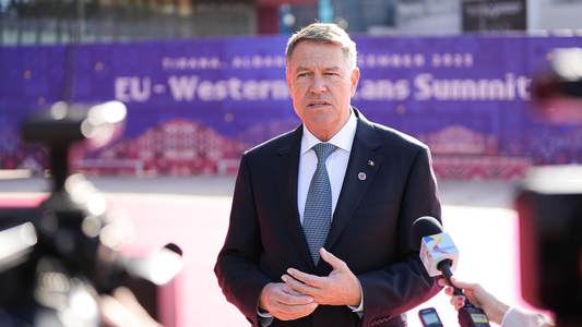 Iohannis, întrebat despre aderarea României la Schengen: Încă se discută şi se negociază. Joi această chestiune se va afla pe masa Consiliului JAI. Nu ne vom opri din discutat şi negociat până în ultimul moment