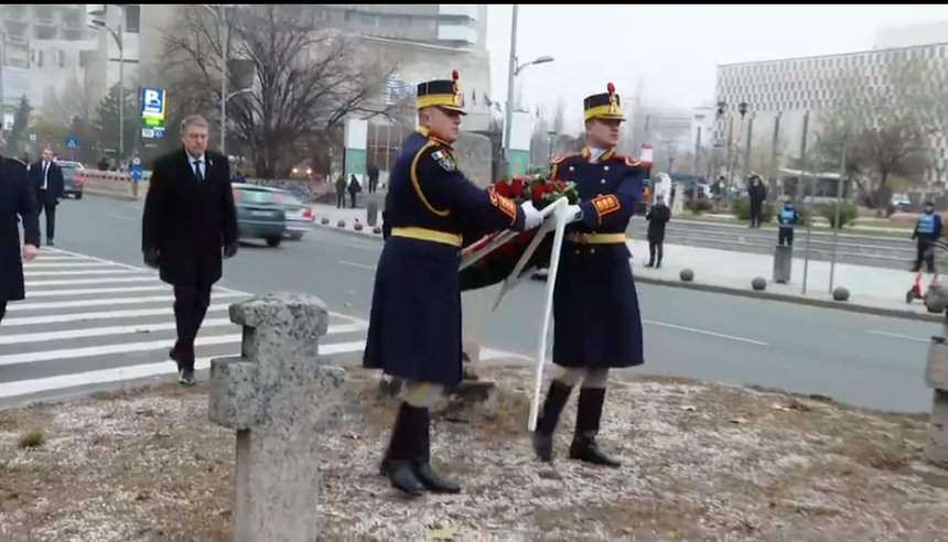 Iohannis: Cel mai nobil mod prin care îi putem onora pe cei care şi-au dat viaţa pentru ca noi să putem fi liberi este de a proteja democraţia şi statul de drept / Neînfăptuirea actului de justiţie cu privire la crimele Revoluţiei, un punct nevralgic