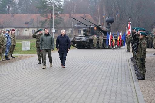 Ministrul Apărării, discuţii cu omologul polonez despre situaţia de securitate din regiune, în contextul agresiunii Rusiei asupra Ucrainei
