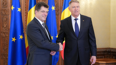 Klaus Iohannis i-a transmis comisarului european pentru gestionarea crizelor că e necesară crearea, la nivelul UE, a unei capacităţi specifice pentru combaterea efectelor schimbărilor climatice
