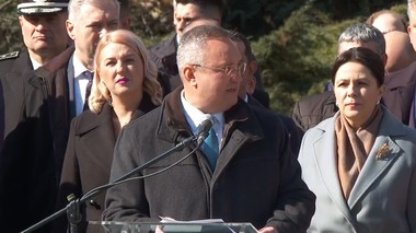 Premierul Nicolae Ciucă: Voi continua să susţin procesul de modernizare al Armatei României. Creşterea procentului din PIB alocat pentru apărare la 2,5% are un aport considerabil şi pentru înzestrarea cu echipamente şi tehnică militară modernă - VIDEO