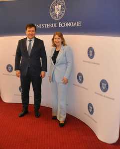 Ministrul Economiei, întâlnire cu Ambasadorul Statelor Unite ale Americii în România – Cei doi oficiali au discutat despre situaţia de securitate din regiune şi implicaţiile războiului

