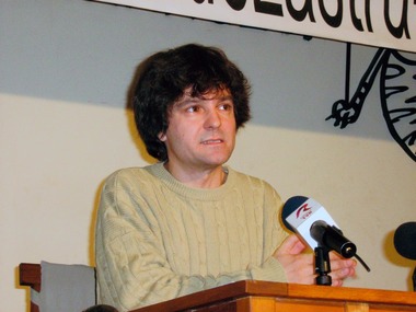 Nicuşor Dan, la 15 ani de la lansarea Asociaţiei Salvaţi Bucureştiul: Am considerat că nu pot să nu reacţionez când o cloacă de aşa-zisi dezvoltatori, politicieni, funcţionari şi, mai rău, universitari distrugeau oraşul bucată cu bucată / Lupta continuă