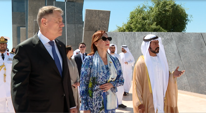 Preşedintele Klaus Iohannis şi soţia sa, vizită la Monumentul Martirilor din Abu Dhabi - FOTO, VIDEO