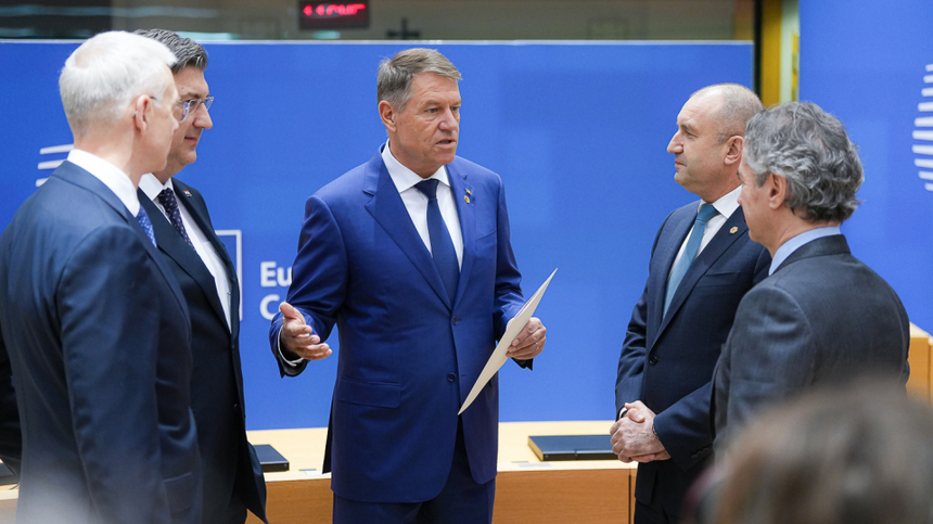 Preşedintele Iohannis participă, joi şi vineri, la reuniunea de primăvară a Consiliului European şi la Summitul Euro / Discuţii despre situaţia Ucrainei, despre securitatea alimentară şi procesul de reconstruire şi despre schimbările climatice