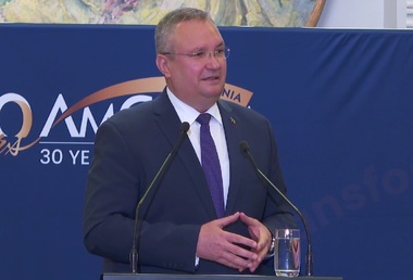 Ciucă: Am să fac în aşa fel încât, data viitoare la AmCham, o să îl trimit pe ION. E un proiect pe care l-am asumat cu toate glumele. Îl voi asuma şi a doua oară şi a treia oară