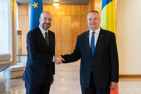 Nicolae Ciucă, cină de lucru cu preşedintele Consiliului European, Charles Michel / Oficialul european a declarat sprijin deplin pentru eforturile Bucureştiului de aderare la Schengen
