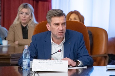 Proiectul legii pensiilor speciale, dezbătut în Senat - Secretar de stat în Ministerul Muncii: Acest proiect duce la scăderi de până la 81% ale pensiilor de serviciu