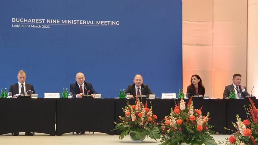 Miniştrii Afacerilor Externe ai statelor Formatului Bucureşti 9 au stabilit, la reuniunea din Polonia, să sprijine ferm Ucraina, militar şi non-militar, şi Republica Moldova, în contextul agresiunii ruse