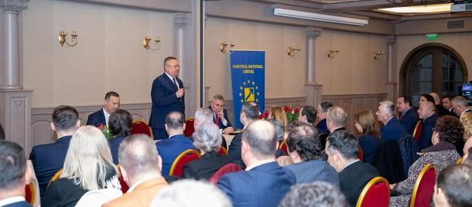 Premierul Ciucă le-a transmis liberalilor că la nivelul Comisiei Europene este în analiză un al doilea sprijin pentru fermierii afectaţi de tranzitul cerealelor ucrainene - surse