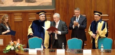 Klaus Iohannis: Preşedintele Jean-Claude Juncker este nu doar unul dintre cei mai experimentaţi oameni de stat europeni, ci şi un veritabil susţinător şi promotor al integrării europene, având un rol aparte în istoria recentă a UE - VIDEO