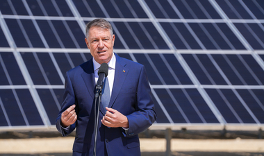 Klaus Iohannis: Sunt complet împotriva unor tăieri alandala / Să nu vă aşteptaţi să agreez sau să salut tăieri care se fac aşa, din pix, din biroul unui ministru