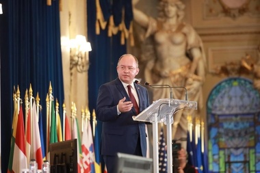 Bogdan Aurescu: Reuniunea Trilaterală România-Ucraina-Republica Moldova a semnat o Declaraţie comună care subliniază importanţa ca, în acest an, atât Ucraina, cât şi Republica Moldova să obţină deschiderea negocierilor de aderare la UE