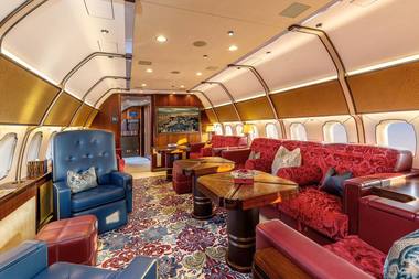 Boarding Pass - Iohannis merge în vizitele oficiale în America de Sud cu acelaşi avion cu care a fost în Japonia, închiriat de la compania luxemburgheză Global Jet / Decolarea de pe aeroportul „Mihail Kogălniceanu” a avut loc luni, la ora 10:15 - FOTO