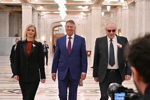Alina Gorghiu: PNL are de 4 ani de zile premier, deşi scorul în alegeri nu îi dădea niciun drept să aibă / PNL trebuie să recunoască faptul că preşedintele României a avut un cuvânt greu de spus în opţiunile de politică internă