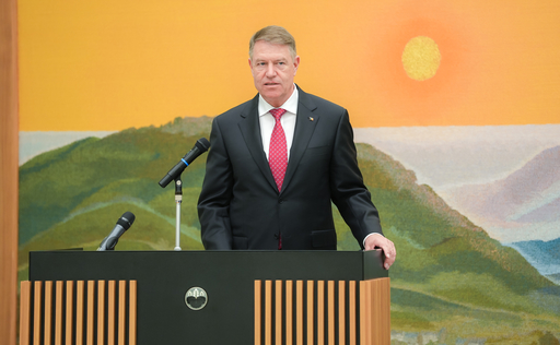 Klaus Iohannis, de Ziua Independenţei Naţionale a României: În contextul actual al conflictului militar de la graniţele noastre, onorarea actelor de curaj ale înaintaşilor care au condus la câştigarea independenţei României capătă valenţe profunde