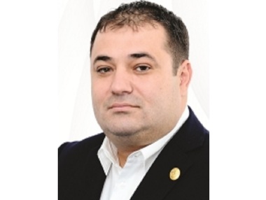 Adrian Solomon (PSD): Proiectul de lege privind prevenirea sepărării copilului de familie a fost dezbătut în comisiile parlamentare. Niciuna dintre şedinţele comisiilor nu a fost online, cum a acuzat AUR