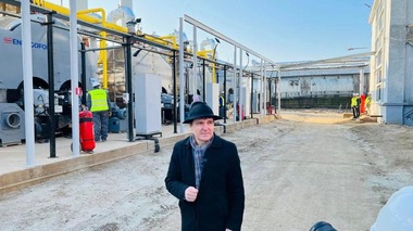 Nicuşor Dan, întâlnire cu reprezentanţii companiilor care se ocupă de centrale termice în România / Municipalitatea vrea să modernizeze 20 de puncte termice, folosind capacităţi modulare
