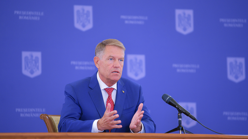Klaus Iohannis participă a cel de-al patrulea Summit al Consiliului Europei, în Islanda / Va fi anunţată înfiinţarea Registrului Internaţional al Daunelor cauzate de agresiunea Federaţiei Ruse împotriva Ucrainei, la care România e stat fondator
