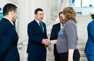 Tanczos Barna, întâlnire cu delegaţia Parlamentului European: Avem cele mai sănătoase şi valoroase păduri din Europa şi cea mai numeroasă populaţie de urs brun din UE / Sunt comori naturale inestimabile, dar înseamnă şi o responsabilitate uriaşă